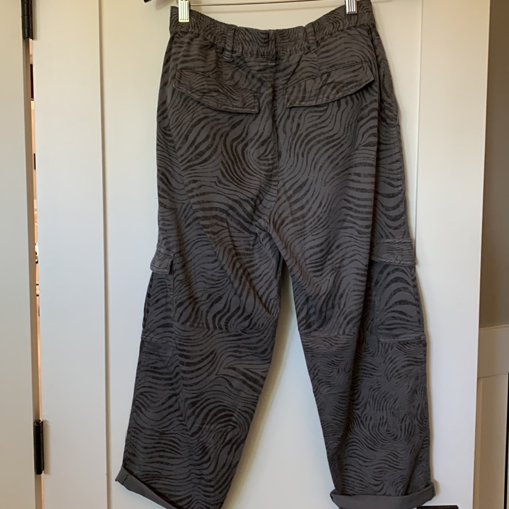Zebra pattern cargo pants - Picture 4 of 9